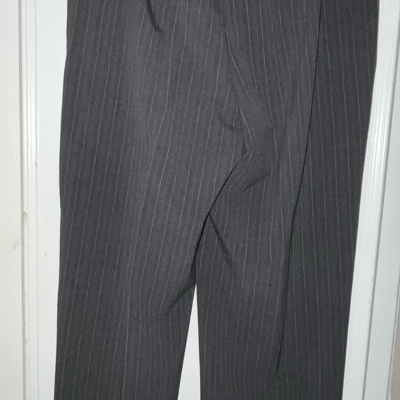 S.C. Basics women’s grey pinstripe dress slacks size 12 - Picture 5 of 6